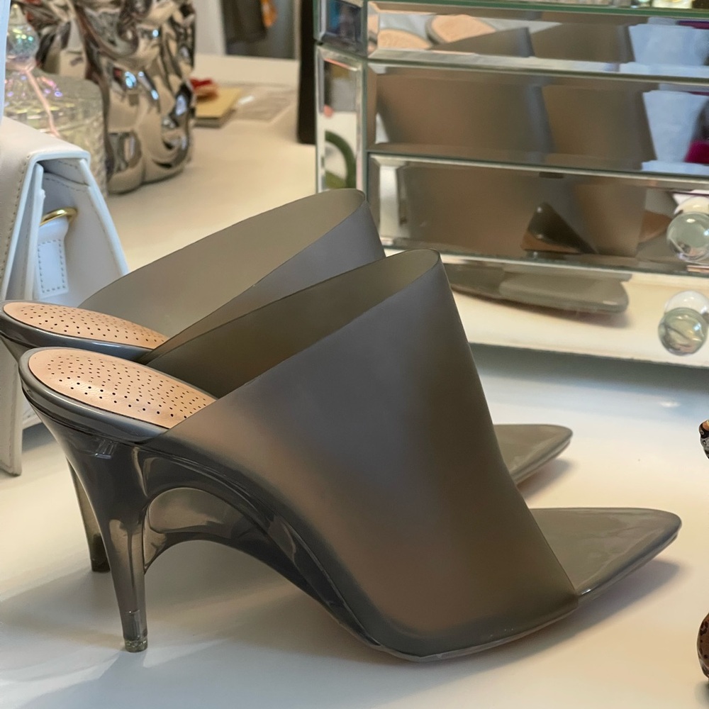 Chic Gray Women's Mules never worn